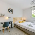Appartement Moderne Et Cosy à 700m De La Gare